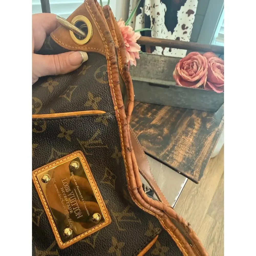 Louis Vuitton Authentic Monogram Galleria MM MI1172 w/COA See Call Outs - Picture 13 of 13